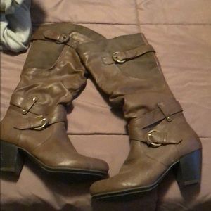 Brown boots